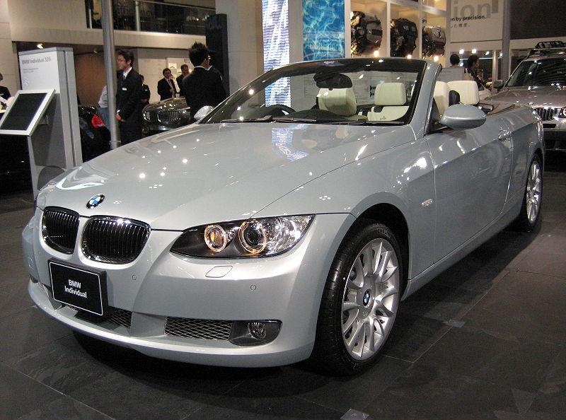 8.83. BMW E93